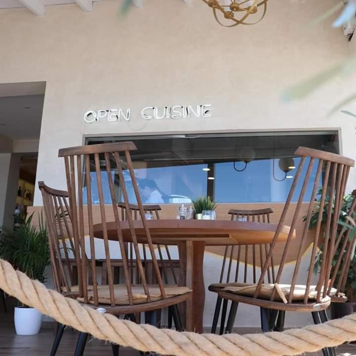 Nefeli Seaside Apartments Полихроно Экстерьер фото