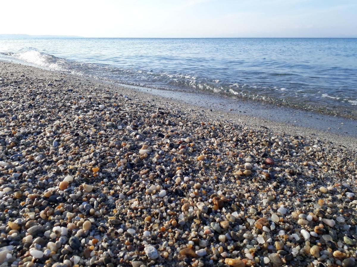 Nefeli Seaside Apartments Полихроно Экстерьер фото