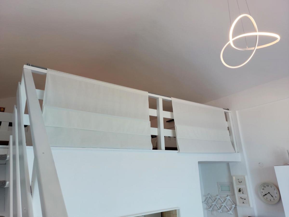 Nefeli Seaside Apartments Полихроно Экстерьер фото