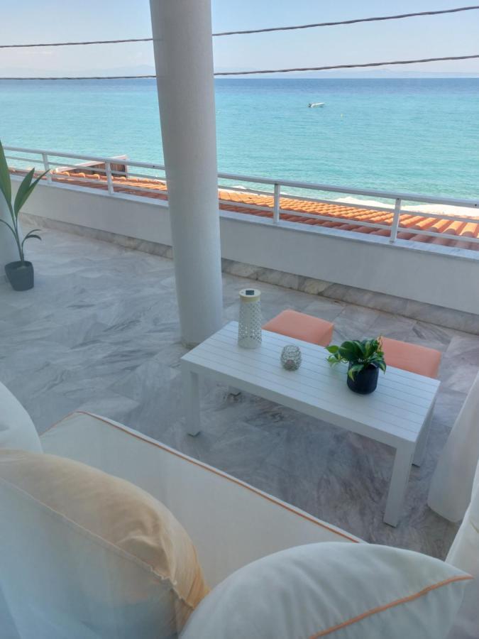 Nefeli Seaside Apartments Полихроно Экстерьер фото