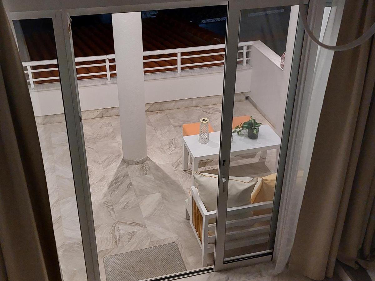 Nefeli Seaside Apartments Полихроно Экстерьер фото